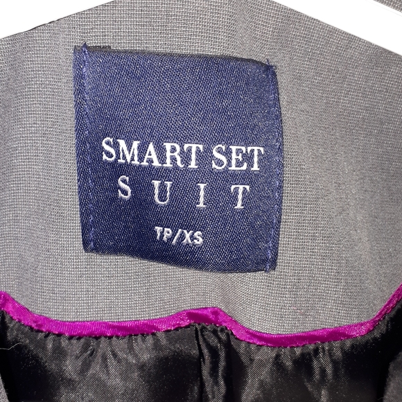 Smart set grey blazer - Picture 3 of 5